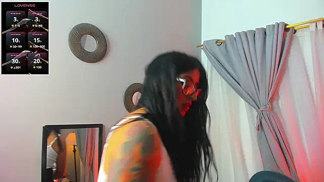 Snapshot of kira_moon__ chatting on 01.31.26 kira moon online show from 01.31.26