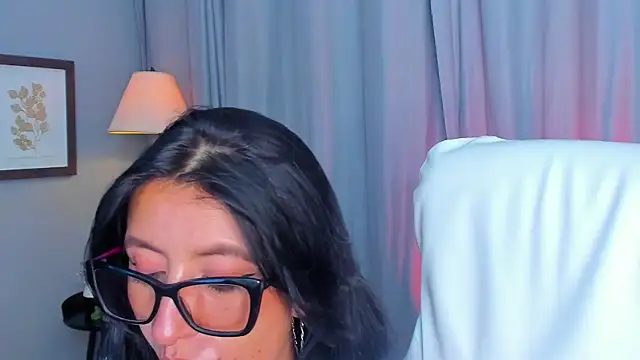 Snapshot of kira_moon__ chatting on 03.02.26 kira moon online show from 03.02.26