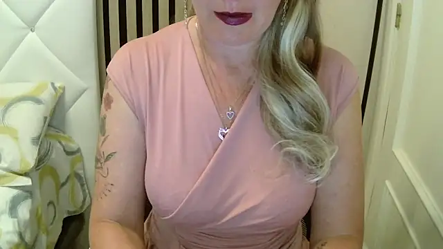 xxNoeliaxx online show from 03.03.26