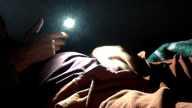 Snapshot of molozeb chatting on 09.24.25 molozeb online show from 09.24.25