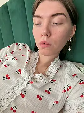 Lisaaa Alisa online show from 04.27.26
