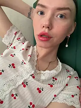 Lisaaa Alisa online show from 05.13.26