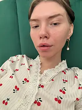 Lisaaa Alisa online show from 05.20.26