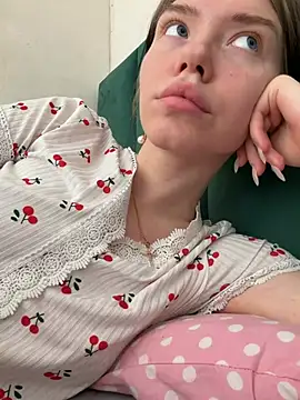 Lisaaa Alisa online show from 05.25.26