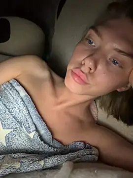 Lisaaa Alisa online show from 07.05.26