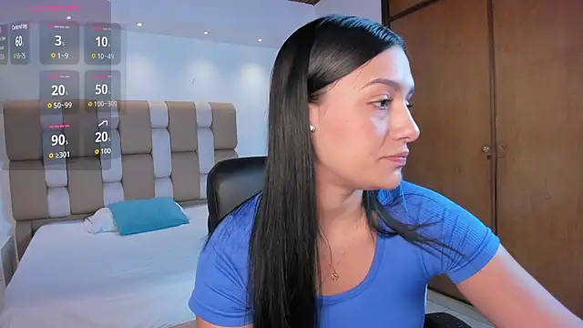 Snapshot of carina_rossi chatting on 12.01.25 carina rossi online show from 12.01.25