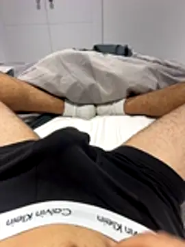 h0rnyguy001 online show from 10.17.25