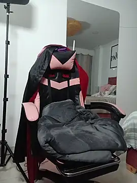 Snapshot of Marie_Mature chatting on 12.03.25 Marie Mature online show from 12.03.25