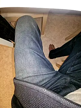 Lorent6969 online show from 10.28.25