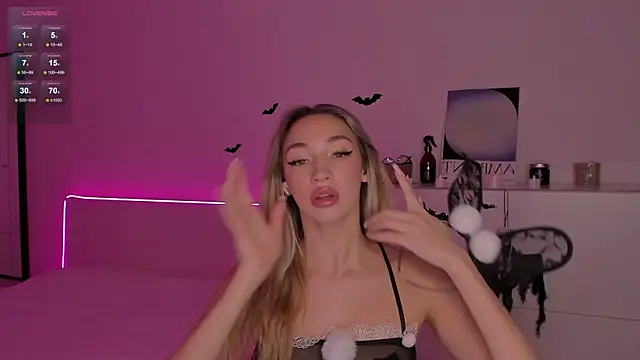 bailey kat online show from 10.31.25