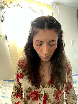 Snapshot of LiliJones_ chatting on 01.16.26 LiliJones online show from 01.16.26