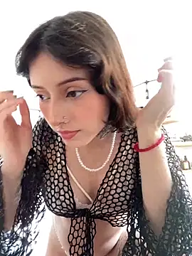 Snapshot of LiliJones_ chatting on 02.05.26 LiliJones online show from 02.05.26