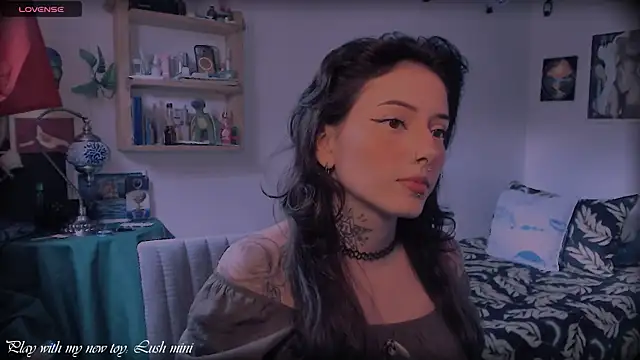 Snapshot of LiliJones_ chatting on 03.01.26 LiliJones online show from 03.01.26