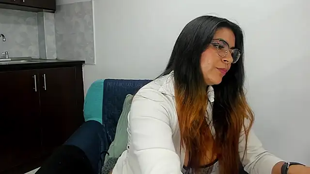 Snapshot of Luna_Dumont chatting on 02.13.25 Luna Dumont online show from 02.13.25
