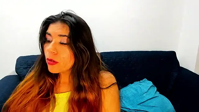 Snapshot of Luna_Dumont chatting on 02.16.25 Luna Dumont online show from 02.16.25
