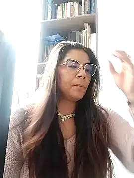 Snapshot of Luna_Dumont chatting on 09.10.25 Luna Dumont online show from 09.10.25