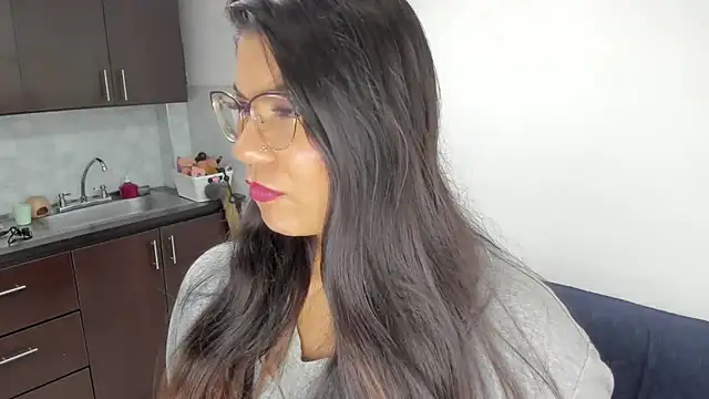 Luna Dumont online show from 03.29.26