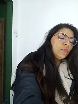Luna Dumont online show from 05.28.26