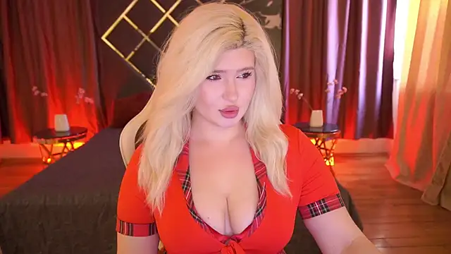 CocoSecretss online show from 03.05.26