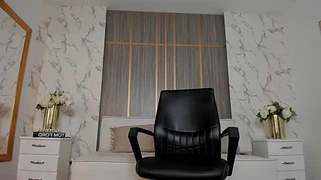 Dollar-girl online show from 03.04.26