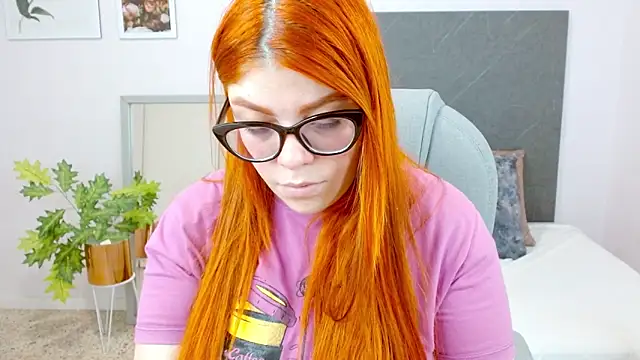 lucie nicolls online show from 12.11.24