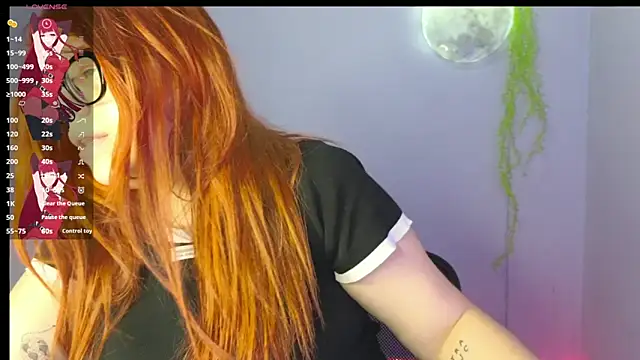 lucie nicolls online show from 02.06.25