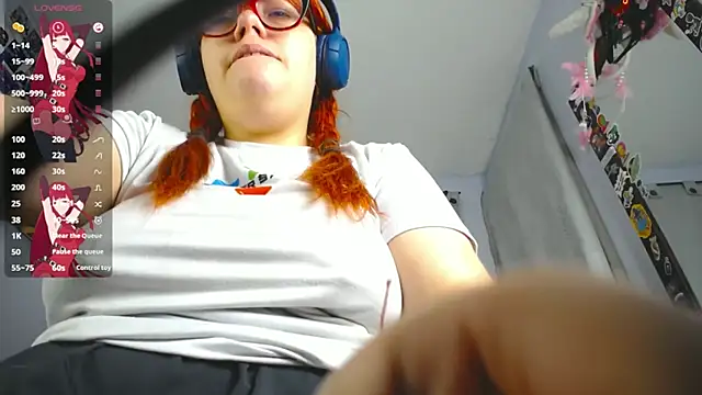 lucie nicolls online show from 03.07.25