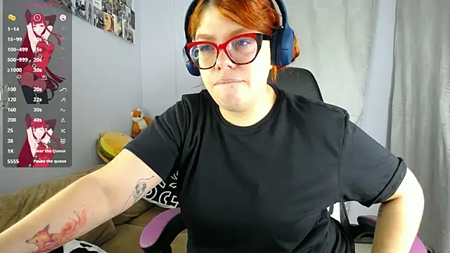 lucie nicolls online show from 03.14.25