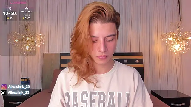 Snapshot of Allen_clark chatting on 01.24.25 Allen clark online show from 01.24.25