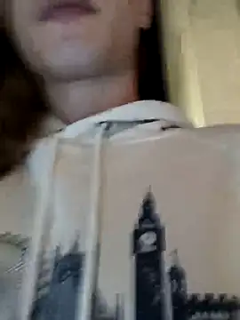 Snapshot of Allen_clark chatting on 02.26.25 Allen clark online show from 02.26.25