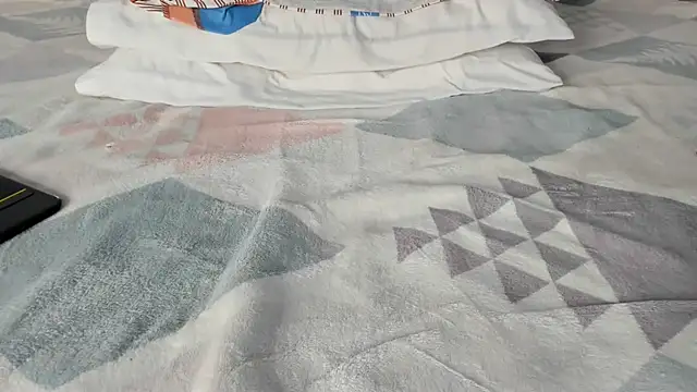 Snapshot of maybelline69 chatting on 03.14.25 maybelline69 online show from 03.14.25