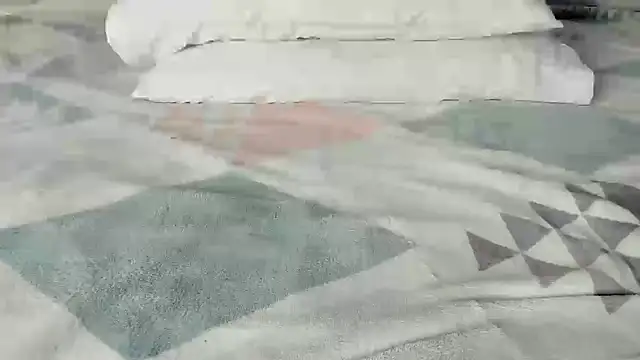 Snapshot of maybelline69 chatting on 03.15.25 maybelline69 online show from 03.15.25