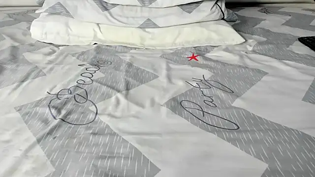 Snapshot of maybelline69 chatting on 10.20.25 maybelline69 online show from 10.20.25