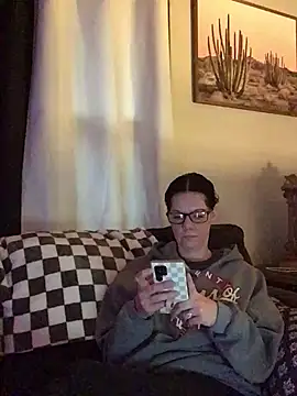 SidneyRaee online show from 03.04.26