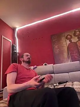 Snapshot of Denislamalice34 chatting on 02.21.26 Denislamalice34 online show from 02.21.26