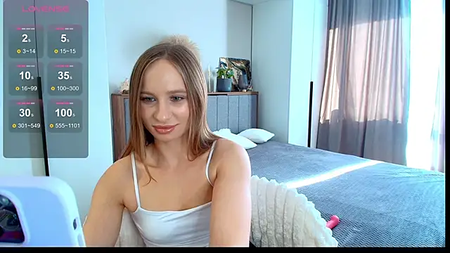 Mad1en online show from 10.17.25