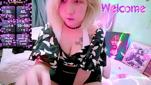 Akemilun online show from 04.10.26