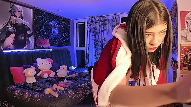 Snapshot of LanaKyutt chatting on 12.08.24 LanaKyutt online show from 12.08.24