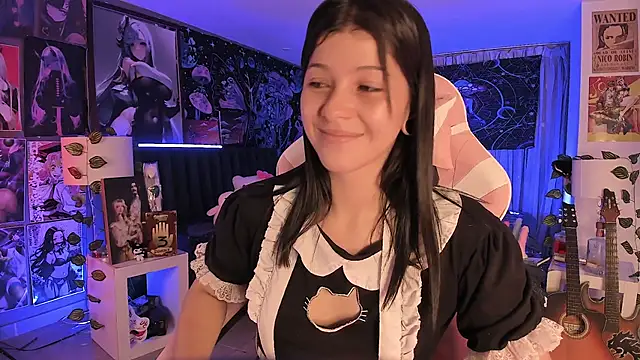 Snapshot of LanaKyutt chatting on 03.09.25 LanaKyutt online show from 03.09.25