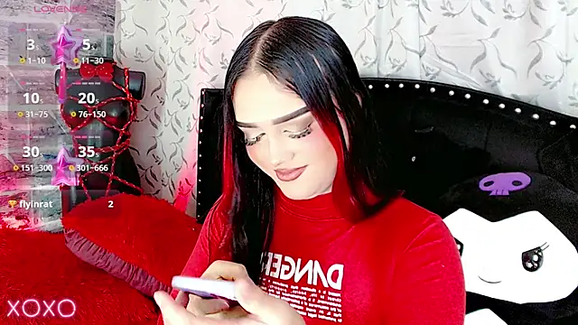 Snapshot of cattriona_muller chatting on 01.25.25 cattriona muller online show from 01.25.25