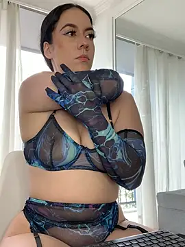 ImAlicee online show from 12.29.24