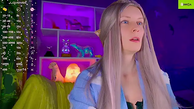 Flash Summer online show from 12.14.25