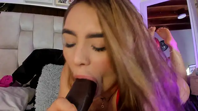 emmy r online show from 02.14.25