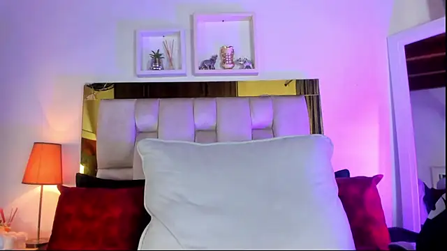 emmy r online show from 09.26.25