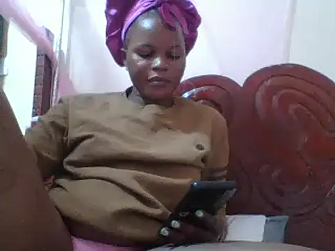 Snapshot of sweet_apple270 chatting on 01.27.25 sweet apple270 online show from 01.27.25