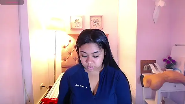 Nahom1  online show from 12.15.25