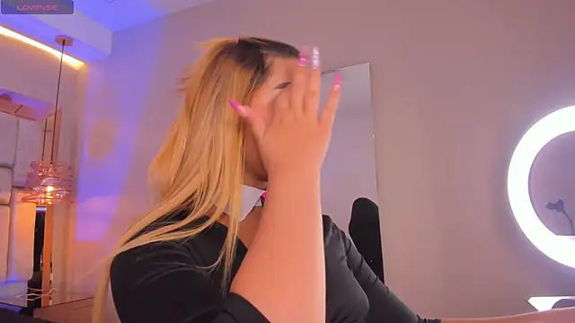 VioletaAbel online show from 01.24.25