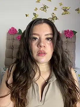 Jullieetta online show from 08.07.26