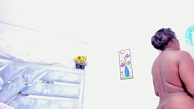 RoxannaBlanche online show from 12.18.24