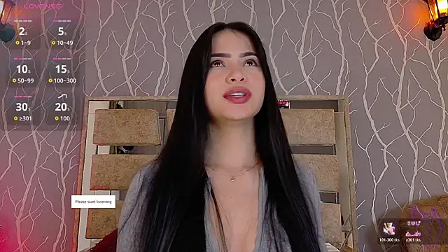 Snapshot of madison_fox1 chatting on 10.24.25 madison fox1 online show from 10.24.25